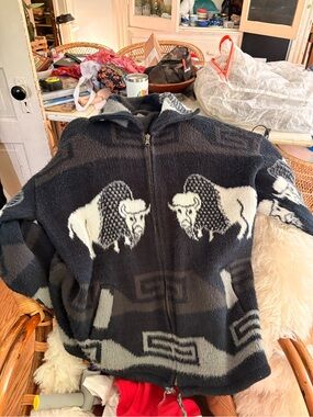 Men's Black & Gray Buffalo Pattern Zip-Up Sweater Jacket